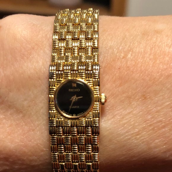 Seiko Accessories - Seiko Quartz Vintage Gold Tone Bamboo Link Watch Gold w Black Round Face Sz OS